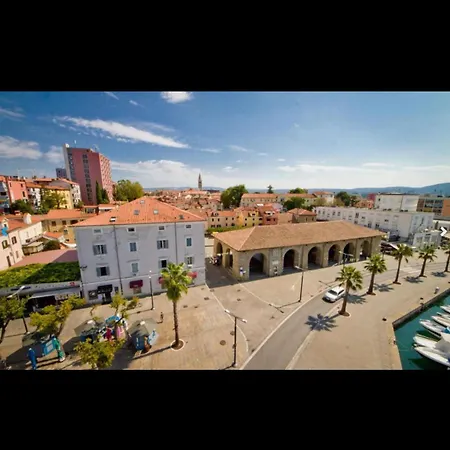 Apartma Ella